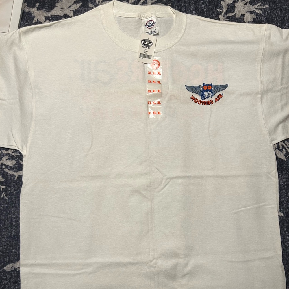 Hooters air tee shirt “Delta magnum weight”
